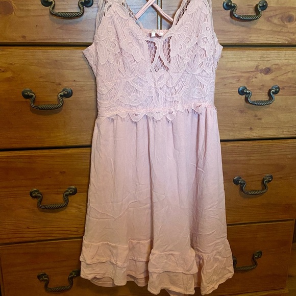 Entro Pink Lace Party Dress. Size XS petite. - Picture 2 of 9